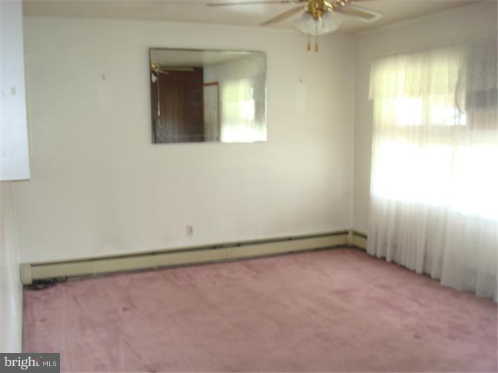 6 Inkberry Road Levittown, PA 19057 - Photo 8 of 25 Living Room