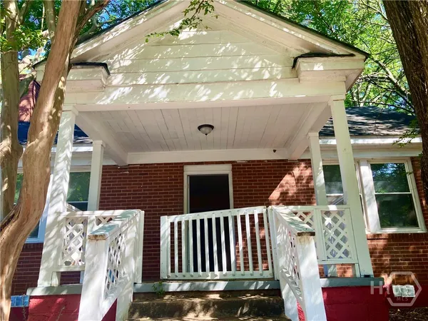 $1,700 | 1340 West Hancock Avenue, Athens, GA 30606