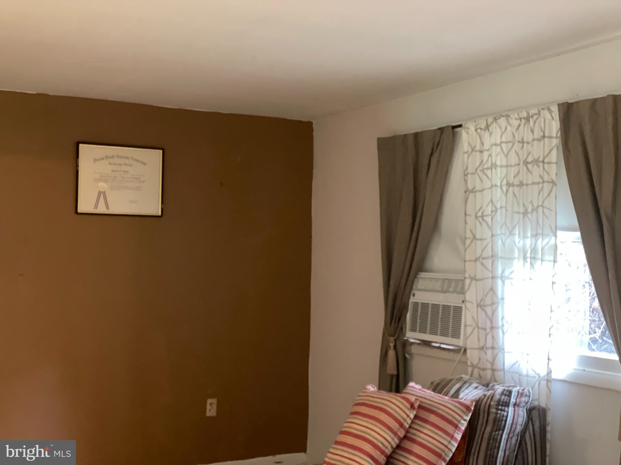 24304 Mc Glue Road Chaptico, MD 20621 - Photo 5 of 23 a view of a livingroom with furniture