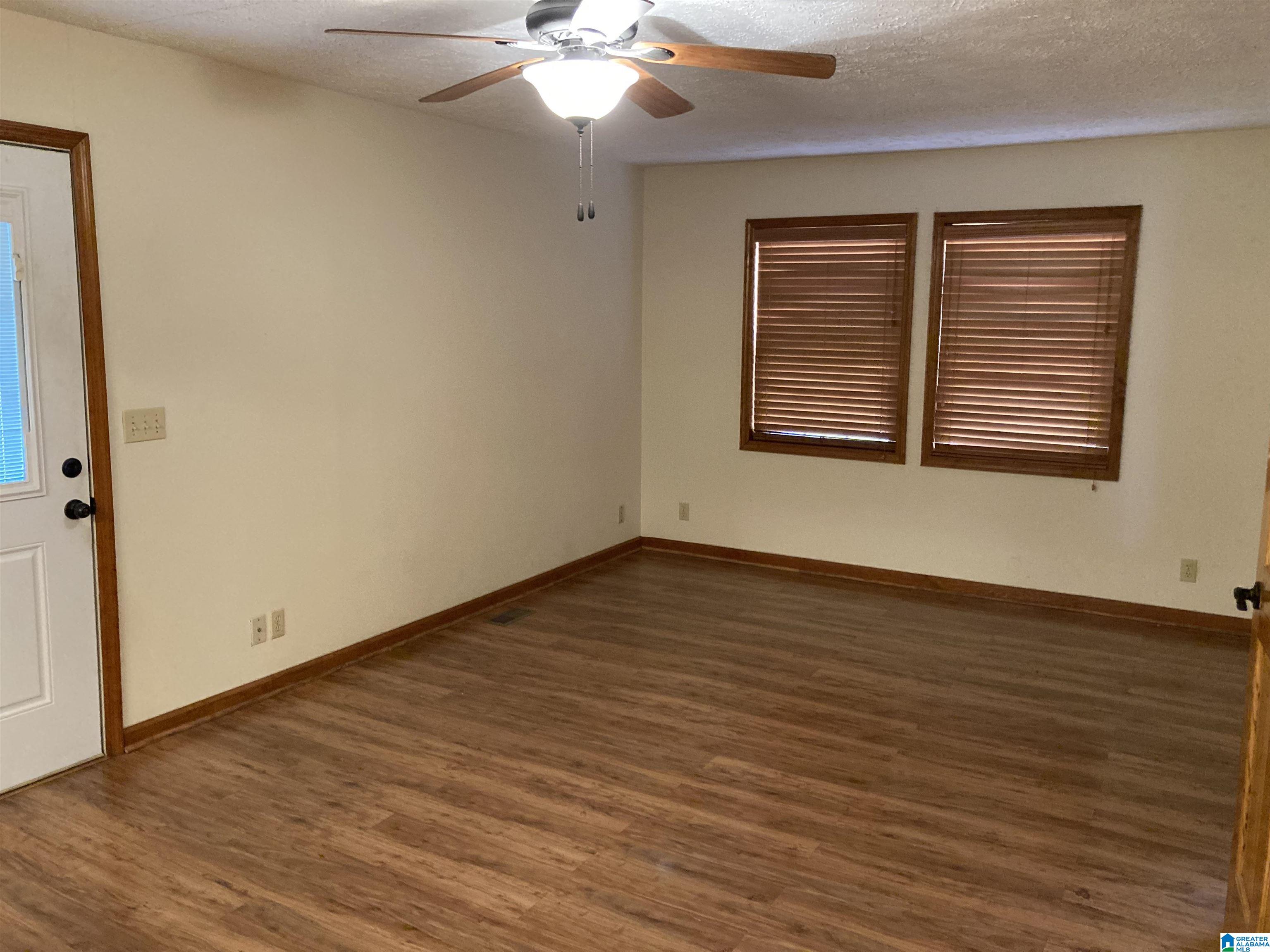 910 Bankhead Boulevard Talladega, AL 35160 - Photo 11 of 24
