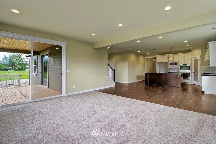 528 Ludwig Road Snohomish, WA 98290 - Photo 8 of 22