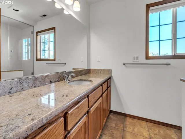 $579,000 | 4020 Mandy Avenue Southeast, Salem, OR 97302