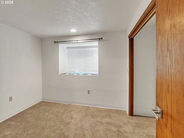 $579,000 | 4020 Mandy Avenue Southeast, Salem, OR 97302