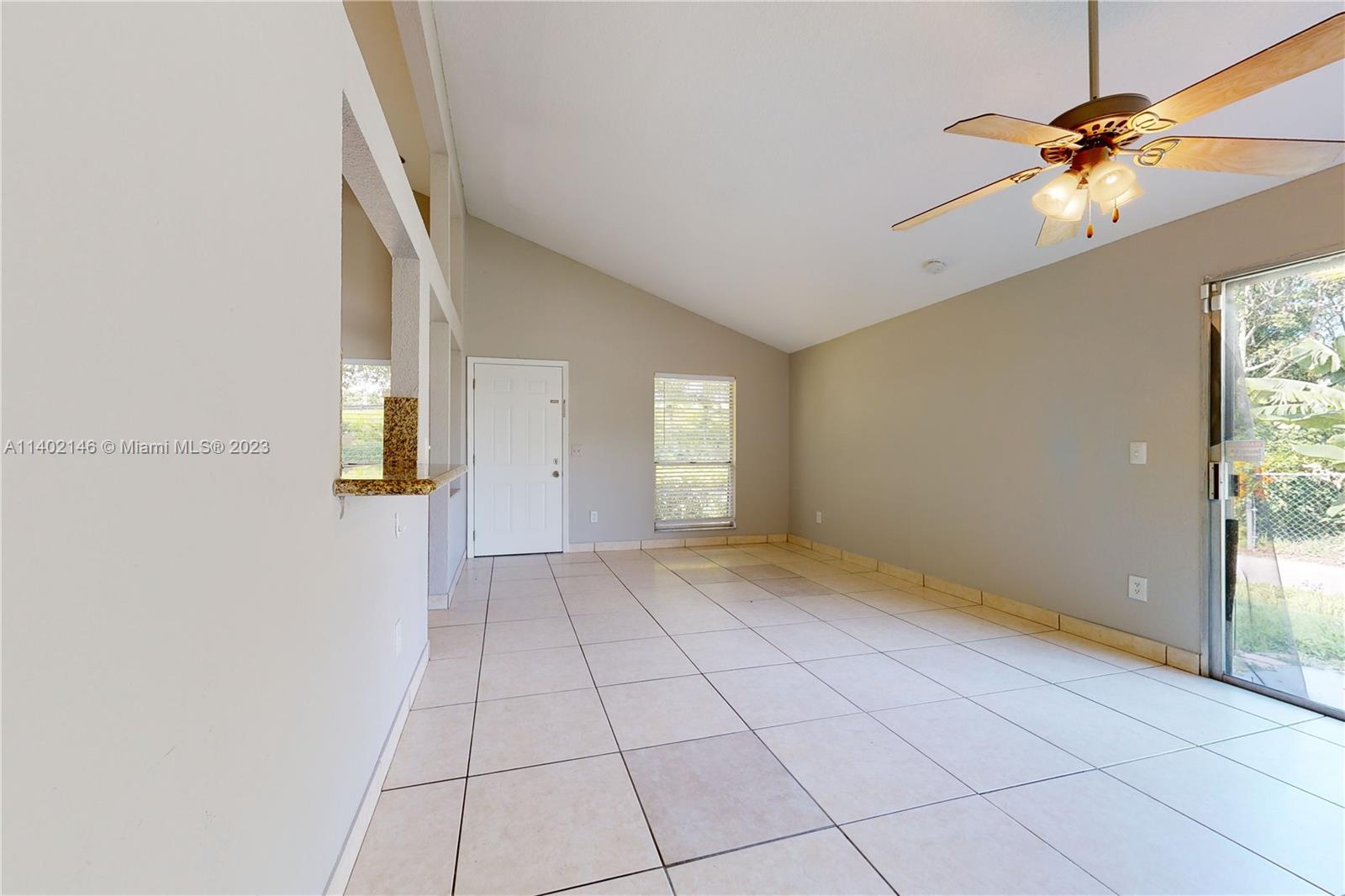 23332 Liberty Bell Terrace Boca Raton, FL 33433 - Photo 4 of 32 Gallery Image 4