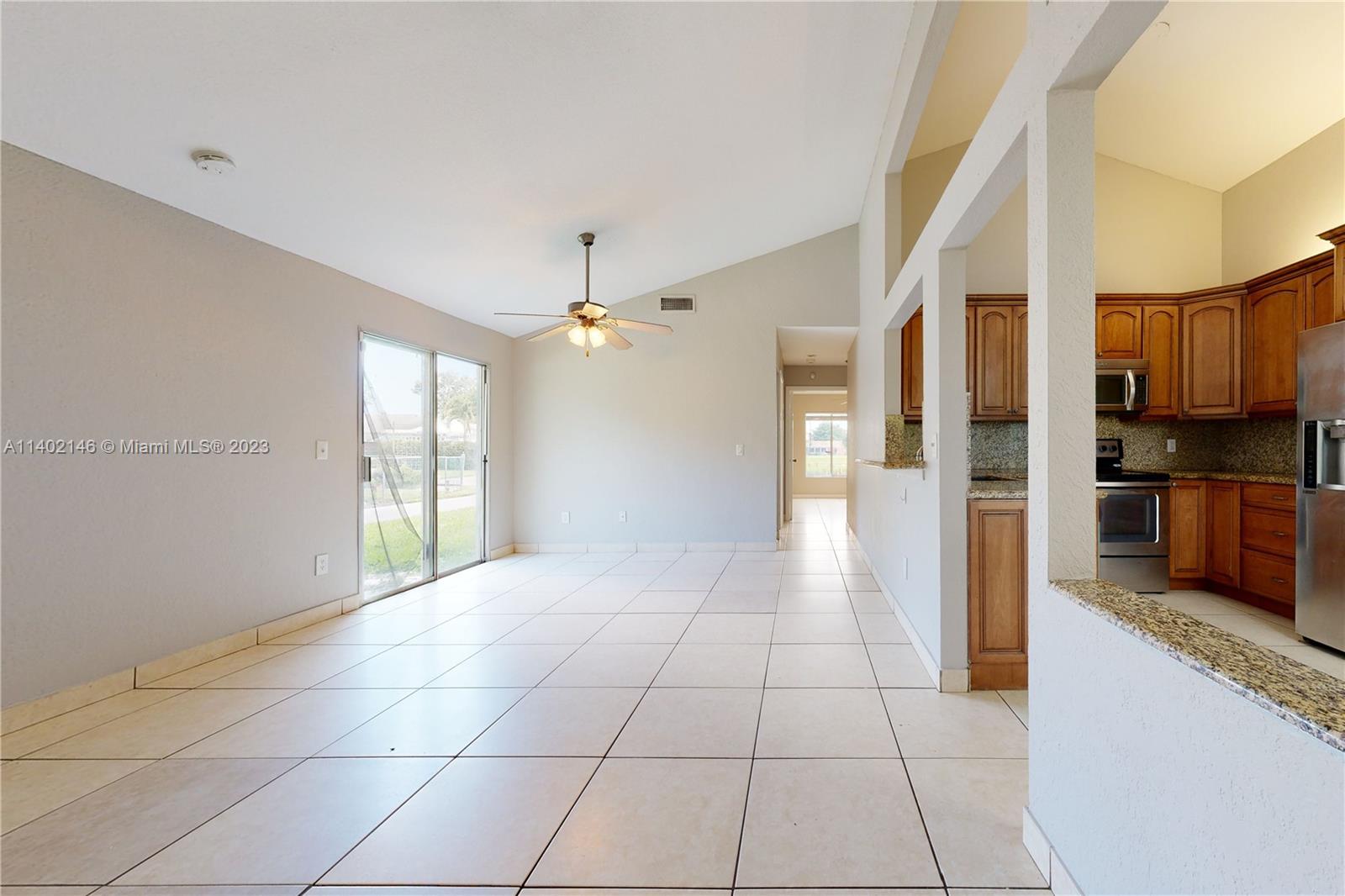 23332 Liberty Bell Terrace Boca Raton, FL 33433 - Photo 5 of 32 Gallery Image 5