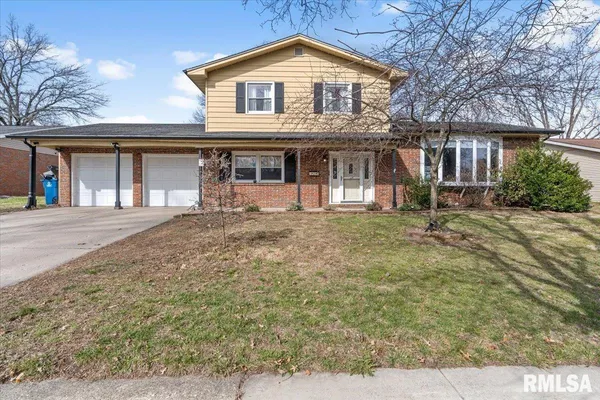 $249,900 | 2709 Clifton Drive, Springfield, IL 62704