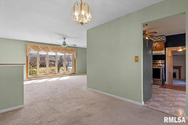 $249,900 | 2709 Clifton Drive, Springfield, IL 62704