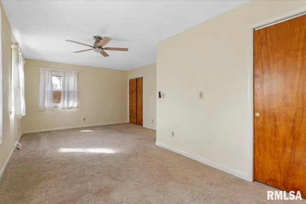 $249,900 | 2709 Clifton Drive, Springfield, IL 62704