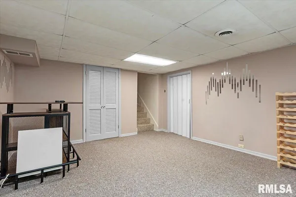 $249,900 | 2709 Clifton Drive, Springfield, IL 62704