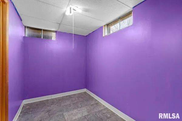 $249,900 | 2709 Clifton Drive, Springfield, IL 62704