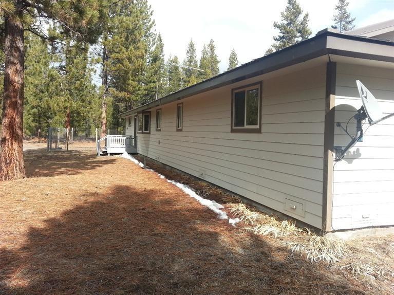 1811 Stallion Road La Pine, OR 97739 - Photo 4 of 21 Back of home.