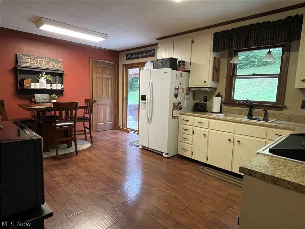 64064 Bobs Run Road Cambridge, OH 43725 - Photo 3 of 11 Gallery Image 3
