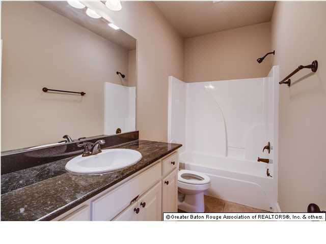 10099 Serene Road Denham Springs, LA 70726 - Photo 7 of 29 Gallery Image 7