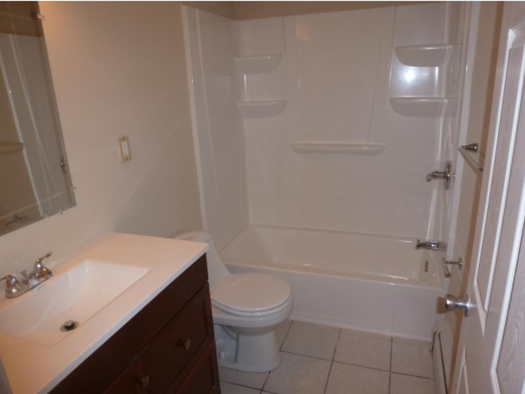 38 Bannister Road Salem, NH 03079 - Photo 11 of 30 Gallery Image 11