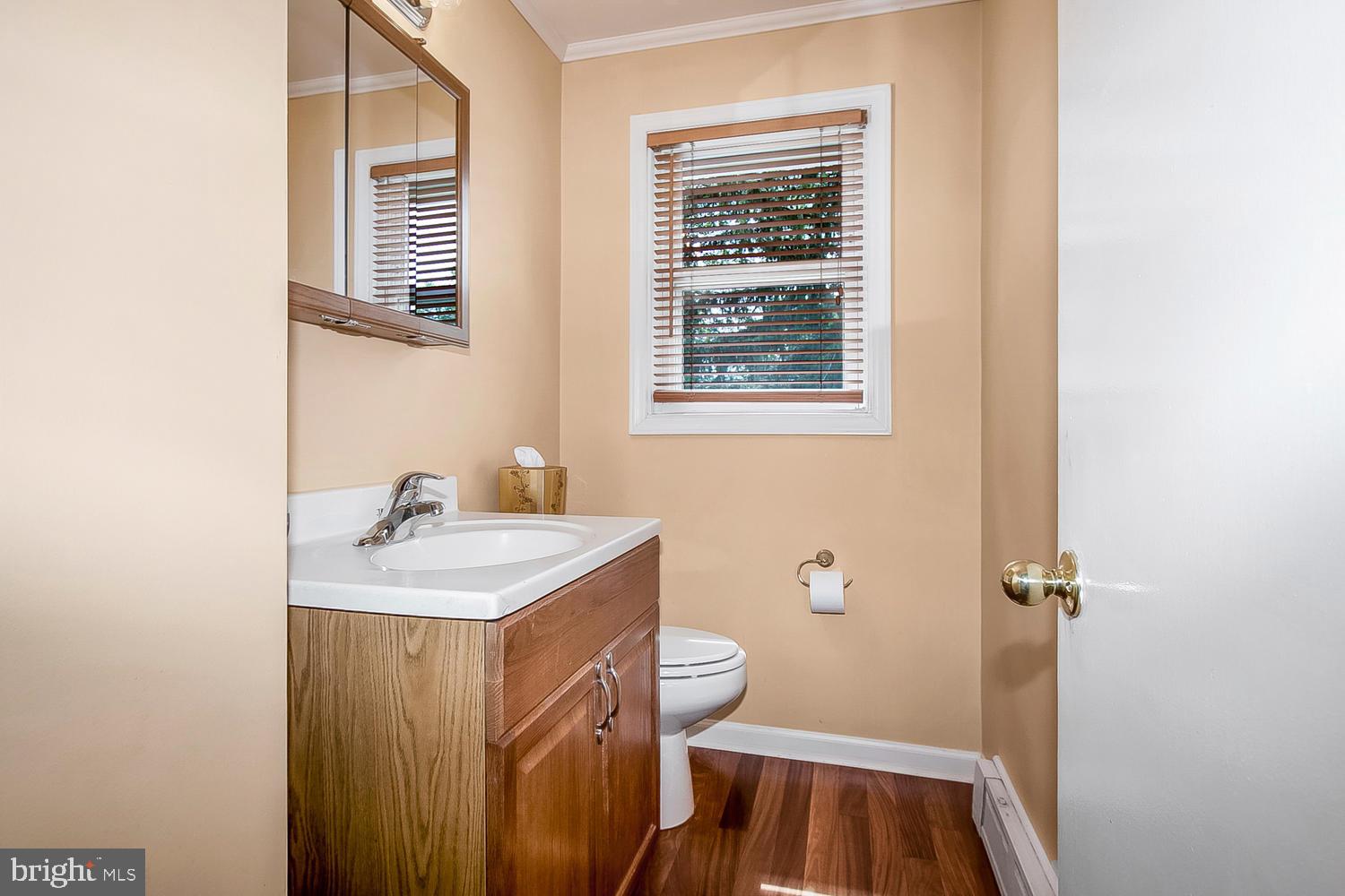 106 Devonshire Road Wilmington, DE 19803 - Photo 12 of 26 First floor powder room