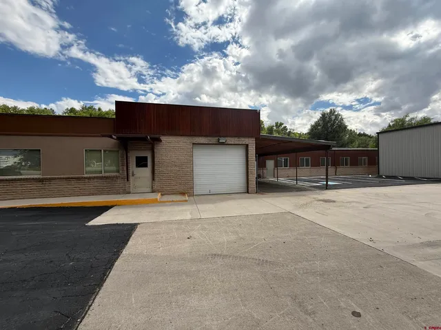 a view of outdoor space with sign board