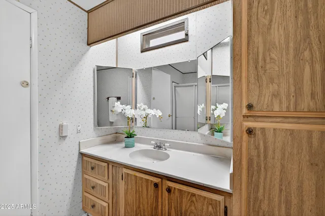 $3,000 | 5807 East Leonora Street, Mesa, AZ 85215