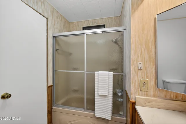 $3,000 | 5807 East Leonora Street, Mesa, AZ 85215