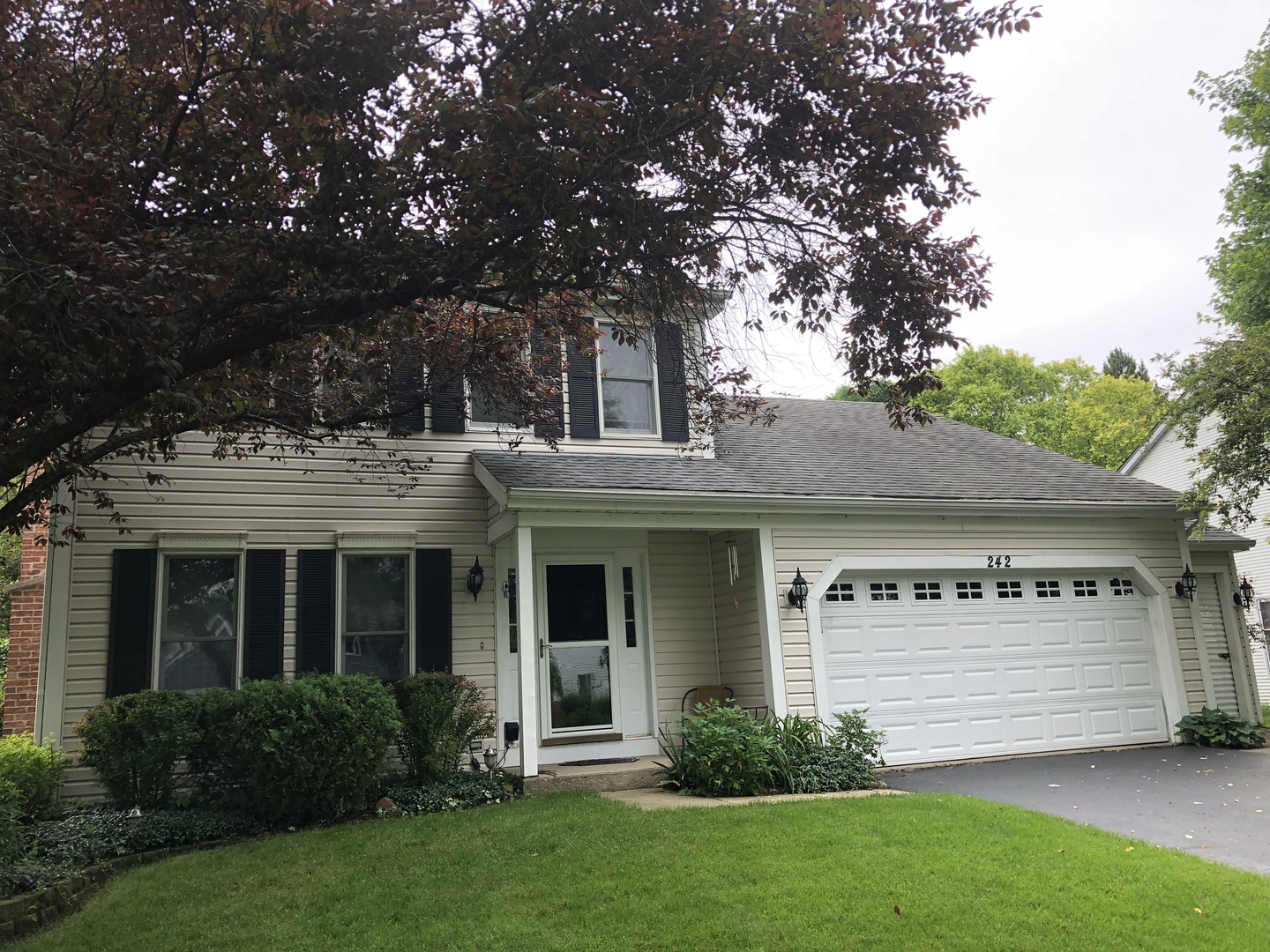 242 Foxmoor Road Fox River Grove, IL 60021 - Photo 1 of 17