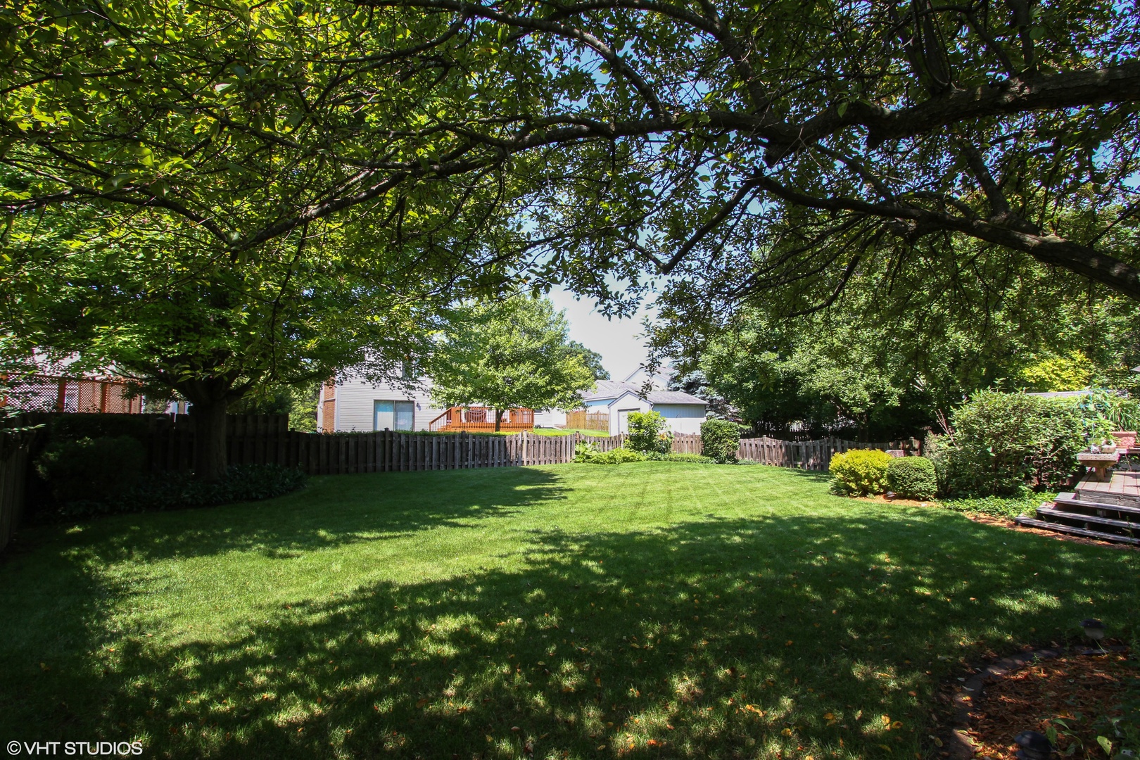242 Foxmoor Road Fox River Grove, IL 60021 - Photo 15 of 17