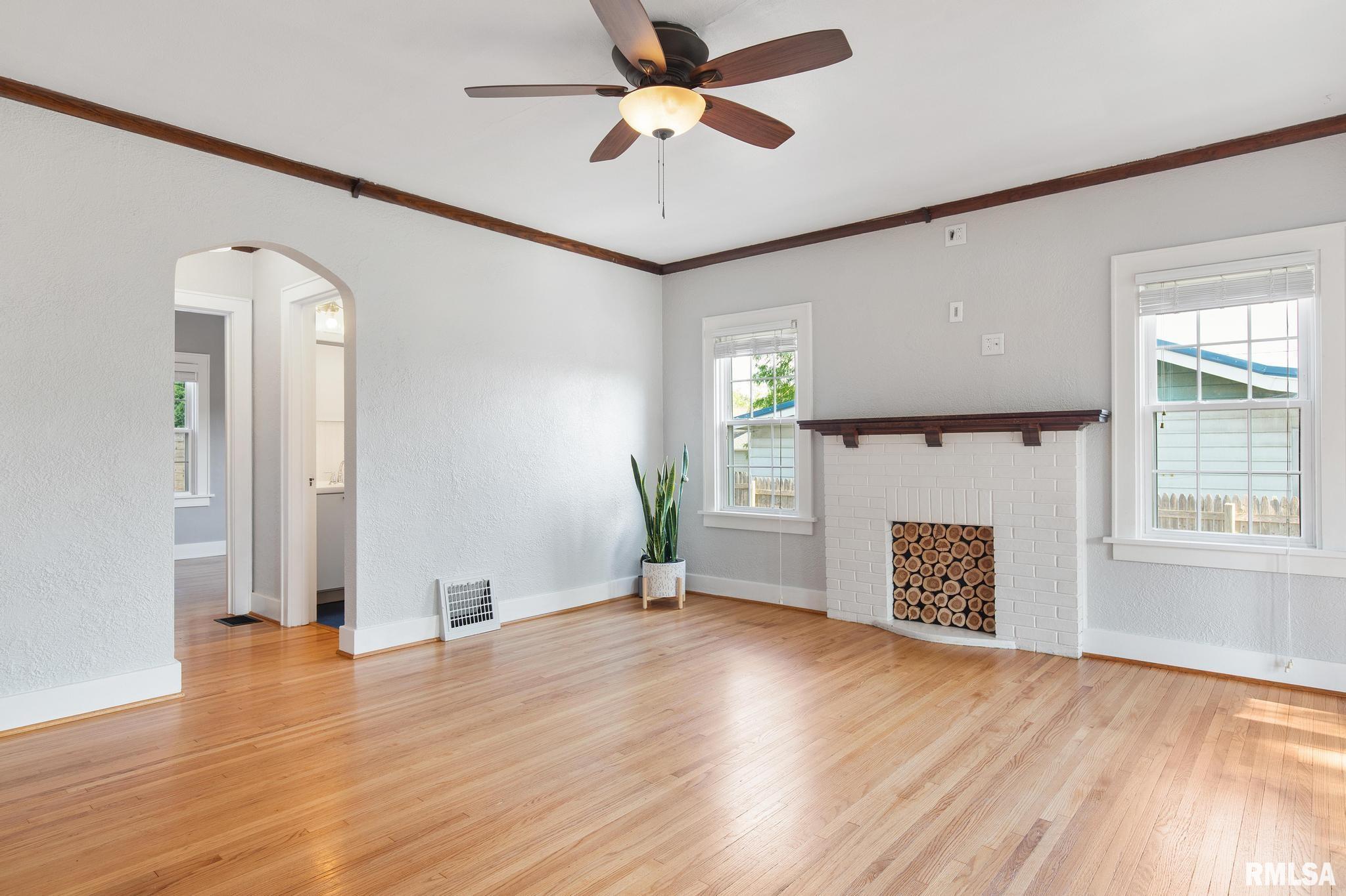 3912 North Prospect Road Peoria, IL 61603 - Photo 11 of 43 Gallery Image 11