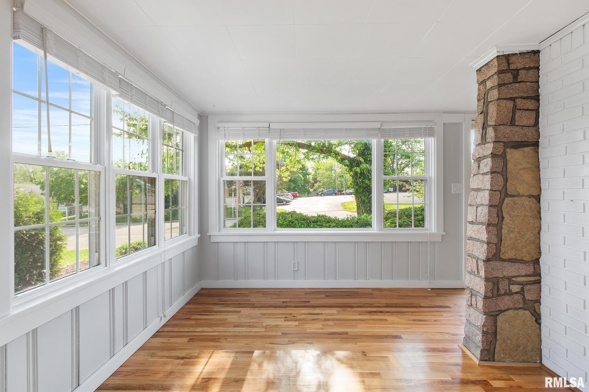 3912 North Prospect Road Peoria, IL 61603 - Photo 10 of 43 Gallery Image 10
