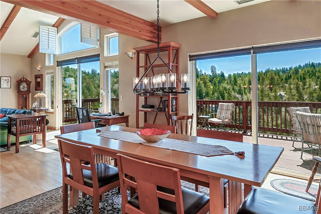 26855 Inyo Court Lake Arrowhead, CA 92352 - Photo 11 of 36