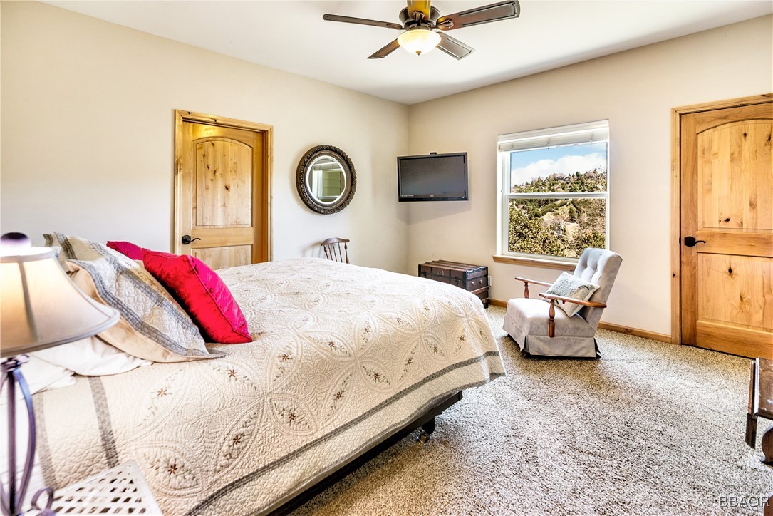 26855 Inyo Court Lake Arrowhead, CA 92352 - Photo 29 of 36 3rd Bedroom