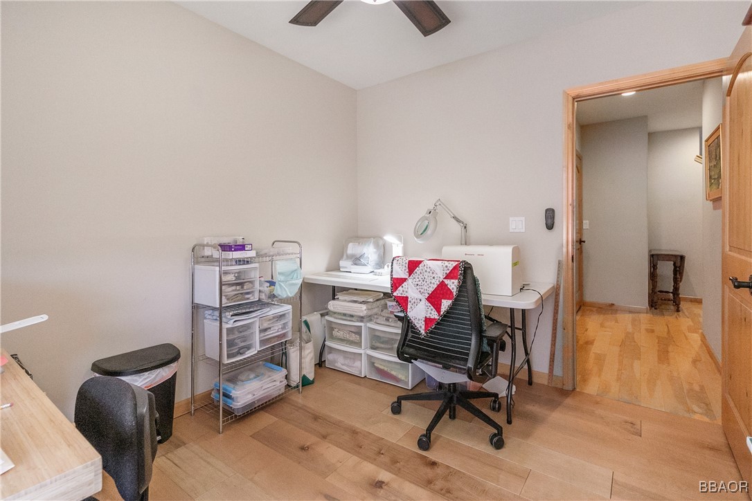 26855 Inyo Court Lake Arrowhead, CA 92352 - Photo 31 of 36