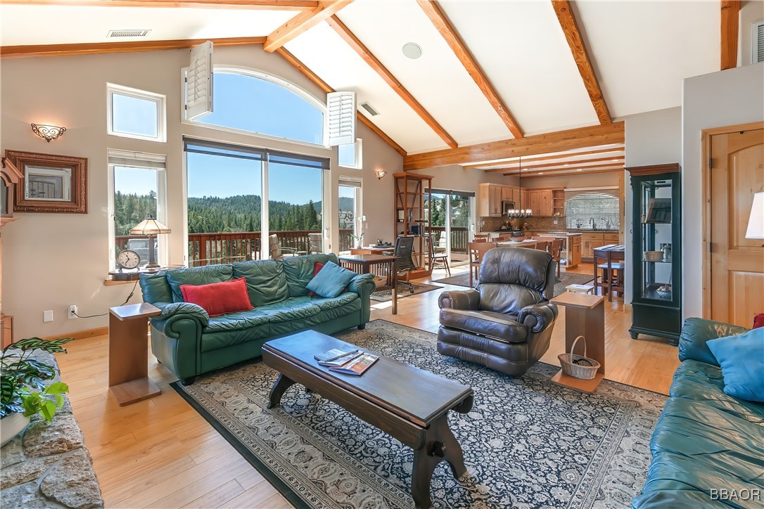 26855 Inyo Court Lake Arrowhead, CA 92352 - Photo 5 of 36