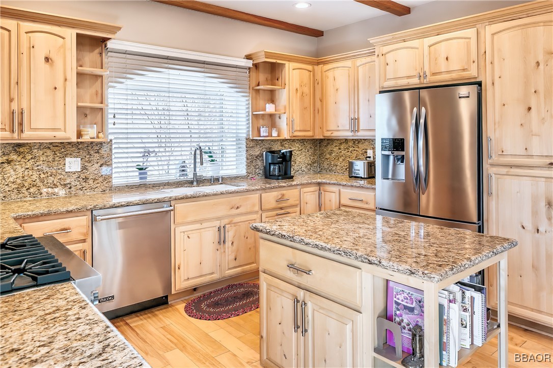 26855 Inyo Court Lake Arrowhead, CA 92352 - Photo 9 of 36