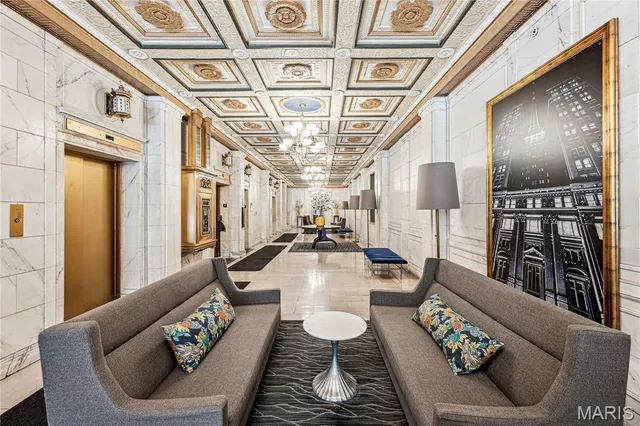 $139,900 | 314 North Broadway, Unit 806, St. Louis, MO 63102