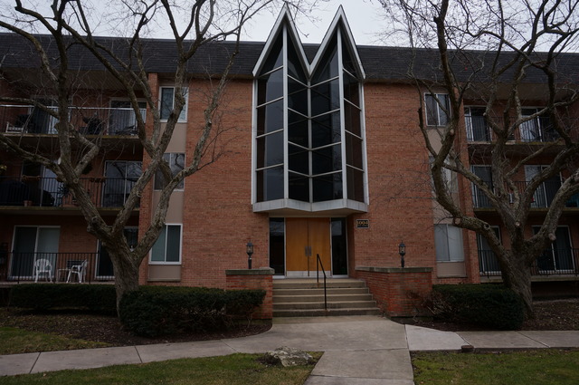 1004 North Mill Street, Unit 104 Naperville, IL 60563 - Photo 1 of 17