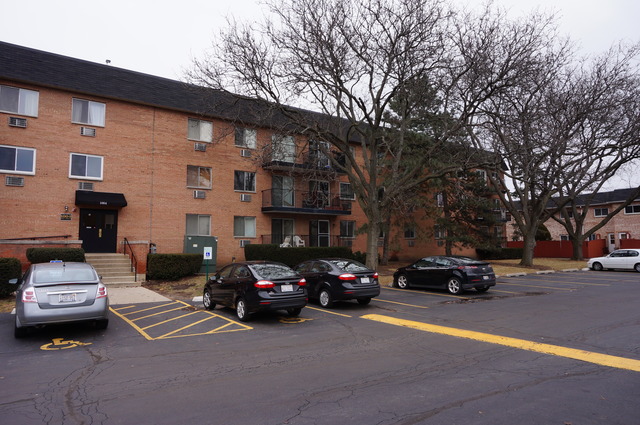 1004 North Mill Street, Unit 104 Naperville, IL 60563 - Photo 2 of 17