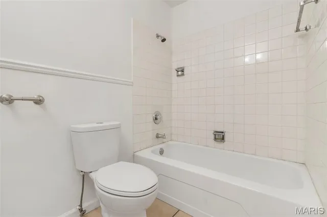 $79,900 | 9925 Bunker Hill Drive, Unit F, St. Louis, MO 63123