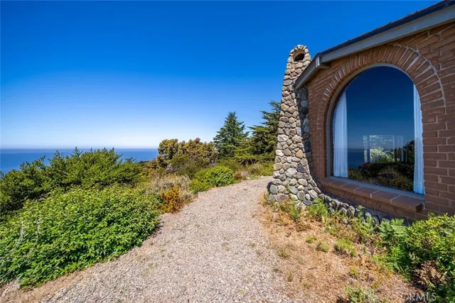 $4,500,000 | 18844 Cabrillo Highway, Cambria, CA 93452