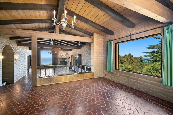 $4,500,000 | 18844 Cabrillo Highway, Cambria, CA 93452