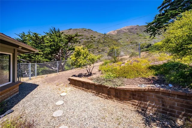 $4,500,000 | 18844 Cabrillo Highway, Cambria, CA 93452