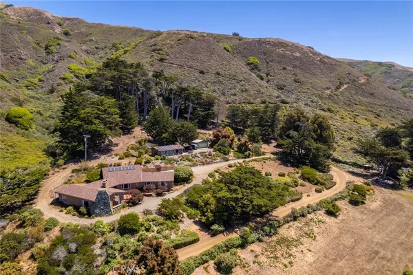 $4,500,000 | 18844 Cabrillo Highway, Cambria, CA 93452