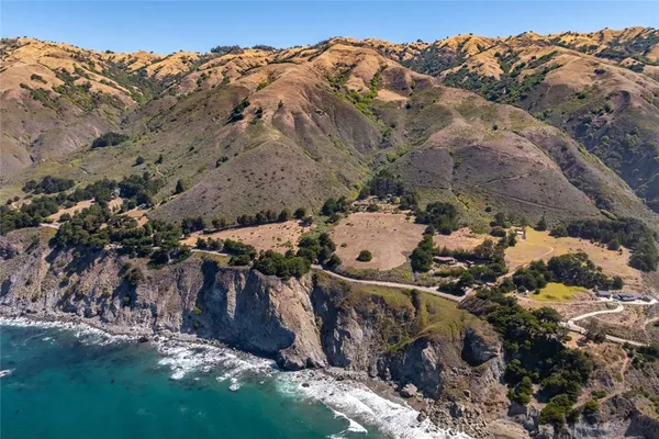 $4,500,000 | 18844 Cabrillo Highway, Cambria, CA 93452