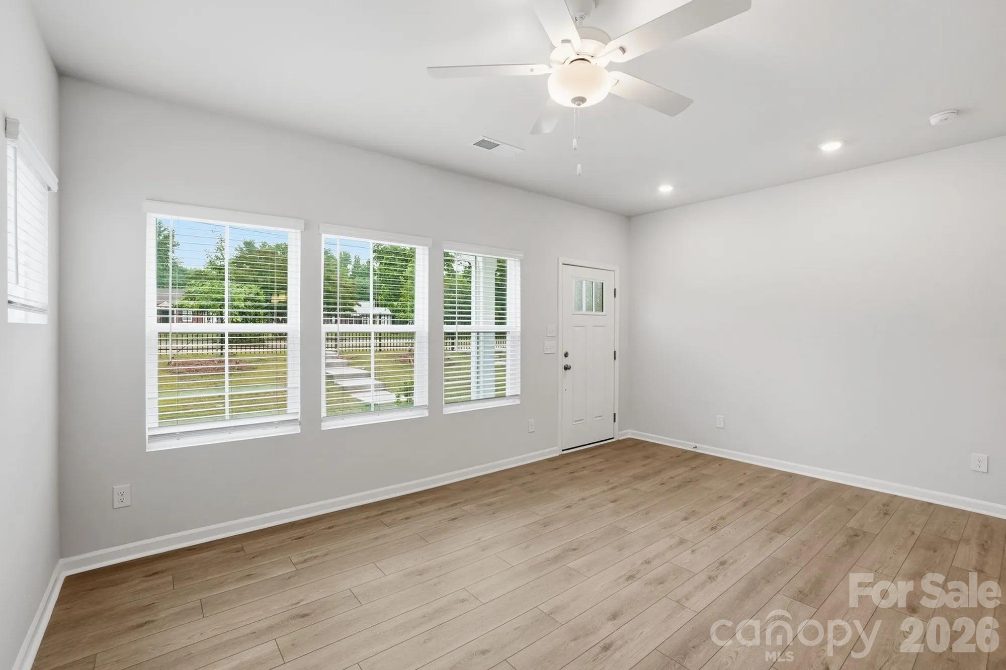 5847 Tuckaseegee Road, Unit 6 Charlotte, NC 28208 - Photo 2 of 9 Gallery Image 2