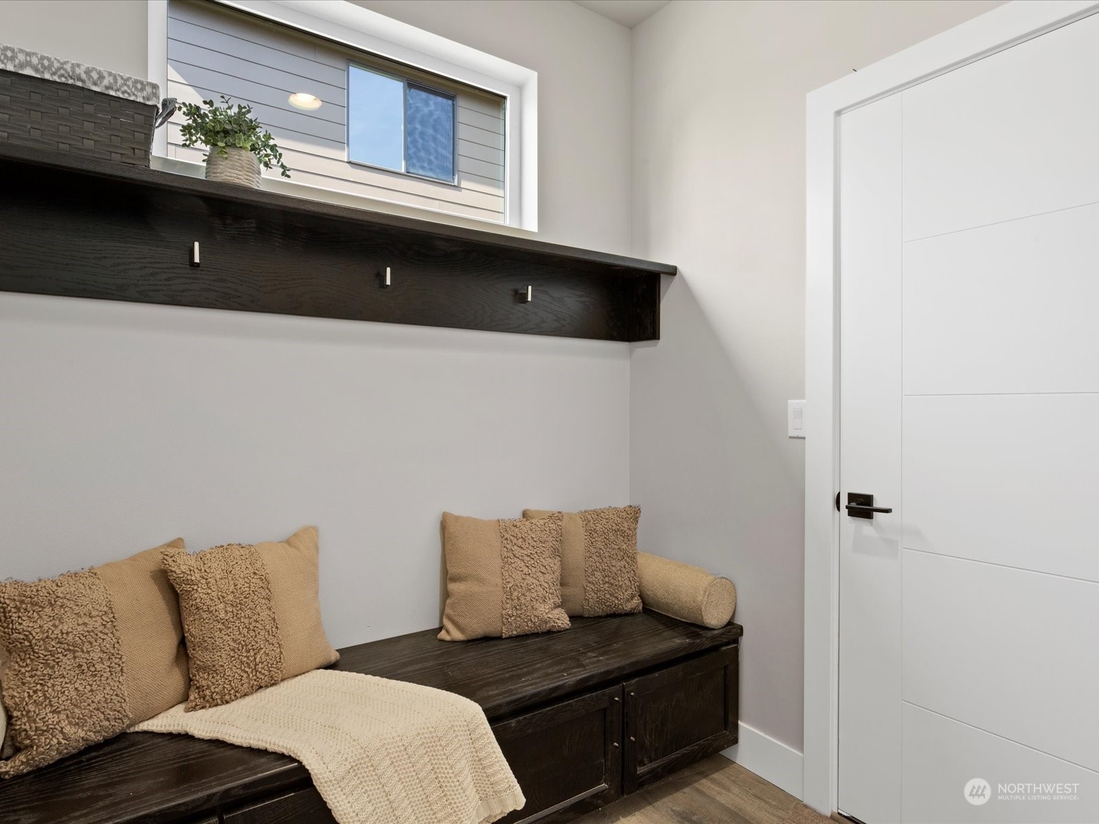 21609 1st Avenue West Bothell, WA 98021 - Photo 19 of 40 a living room with furniture and lamp