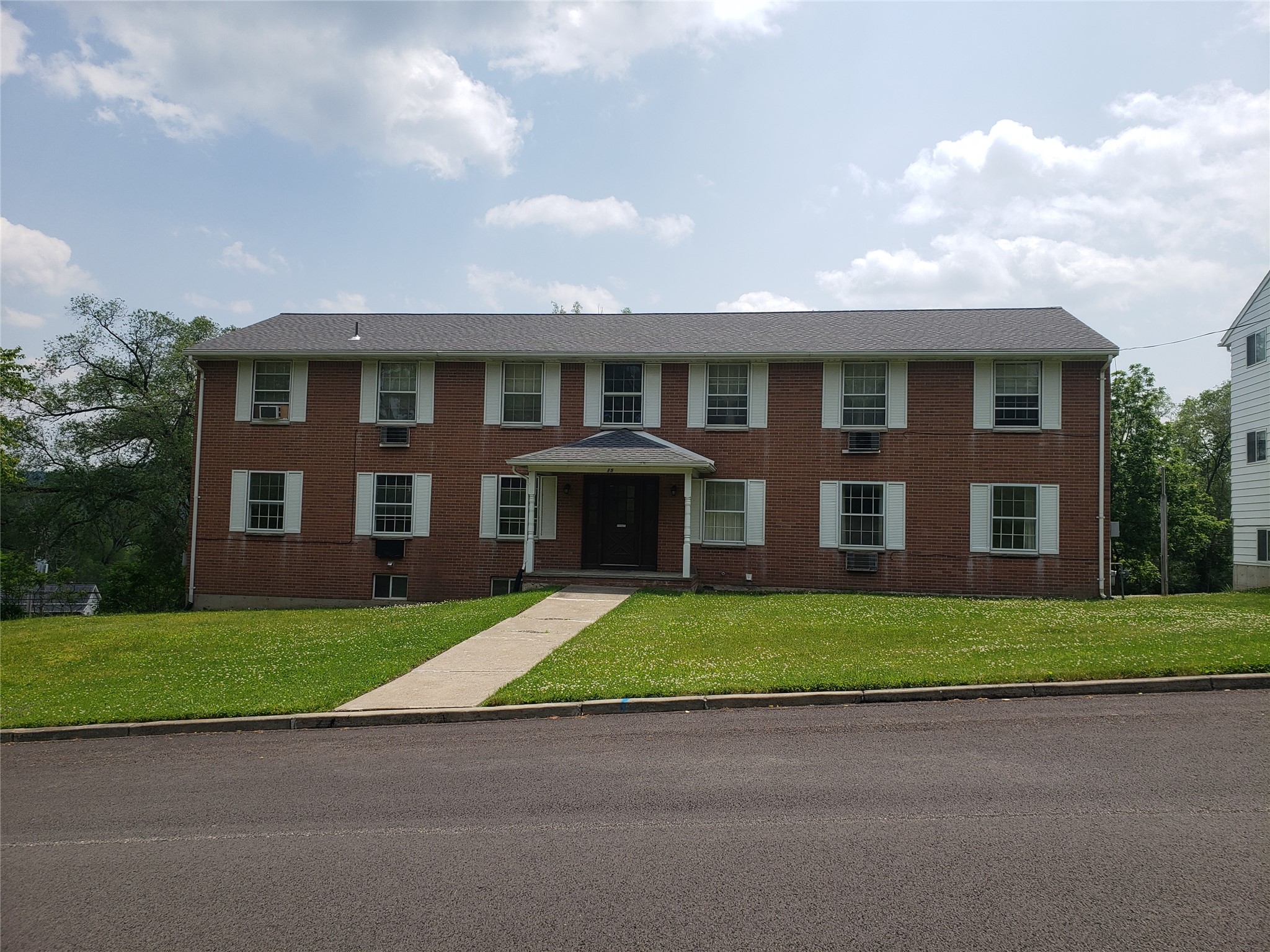 17 Coventry Road, Unit 4 Endicott, NY 13760 - Photo 1 of 12