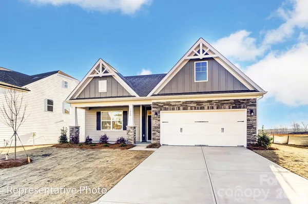 $459,900 | 1782 Wardwell Drive, Sherrills Ford, NC 28673