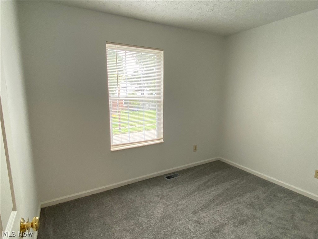 686 Patterson Avenue Akron, OH 44310 - Photo 12 of 22 Gallery Image 12