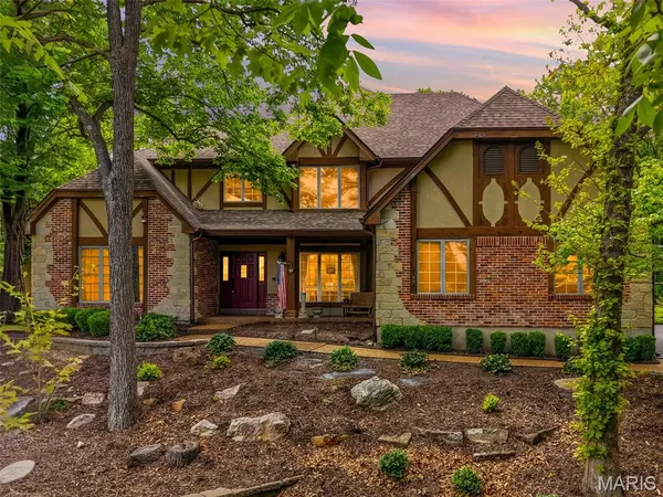 $975,000 | 17954 Saddle Horn Road, Wildwood, MO 63038