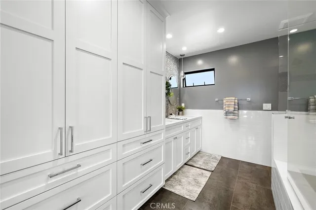 $5,499,000 | 2030 Calle De Los Alamos, San Clemente, CA 92672