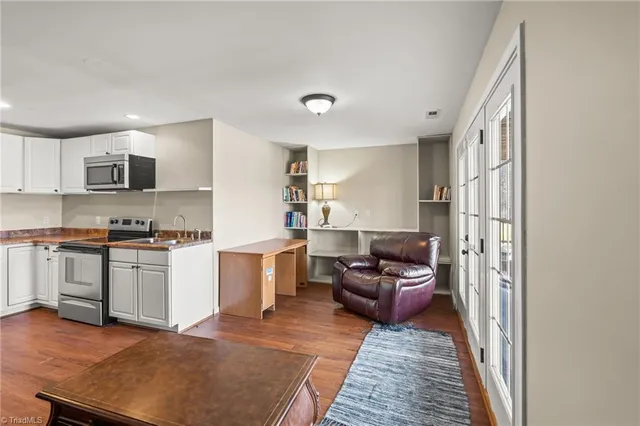 $925,000 | 6318 Gray Farm Road, High Point, NC 27263