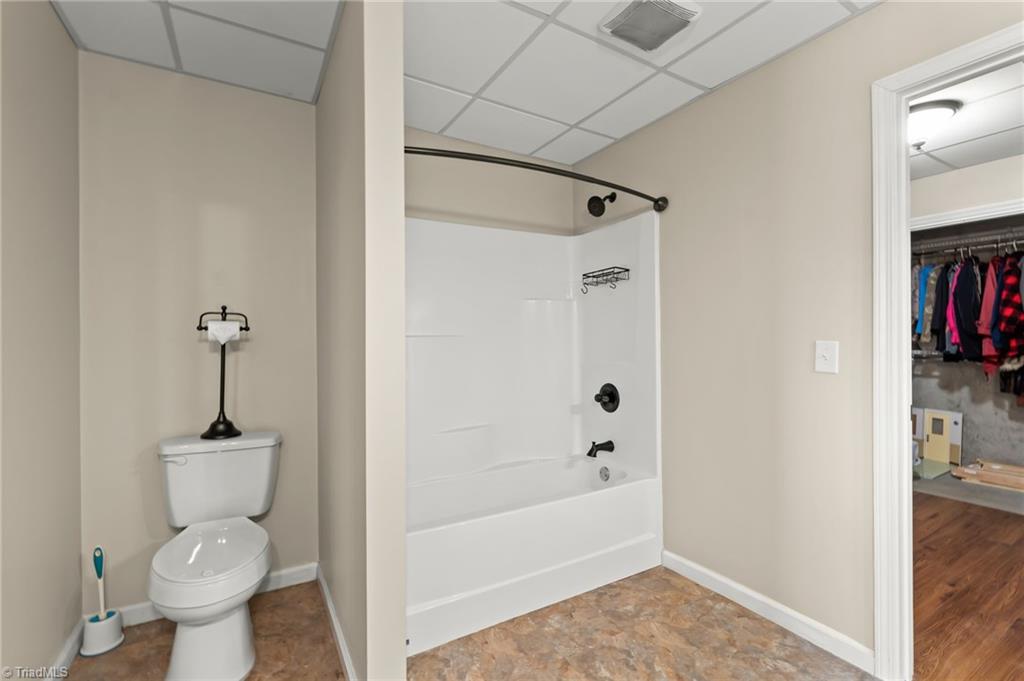 6318 Gray Farm Road High Point, NC 27263 - Photo 33 of 45