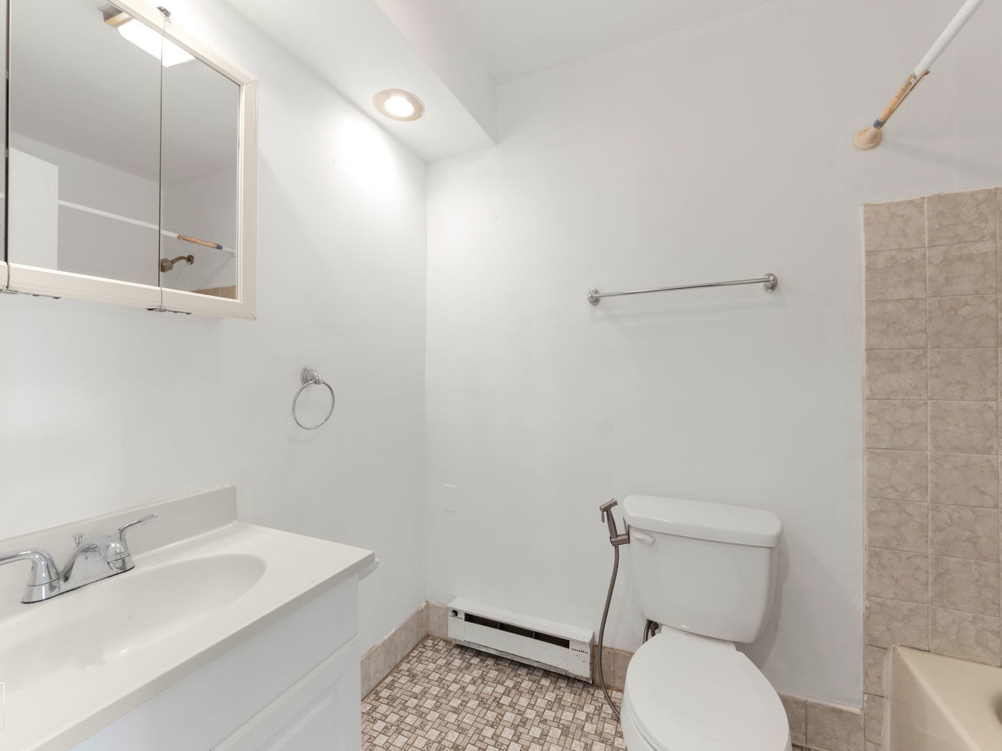 1777 West Algonquin Road, Unit 3A Mount Prospect, IL 60056 - Photo 8 of 12